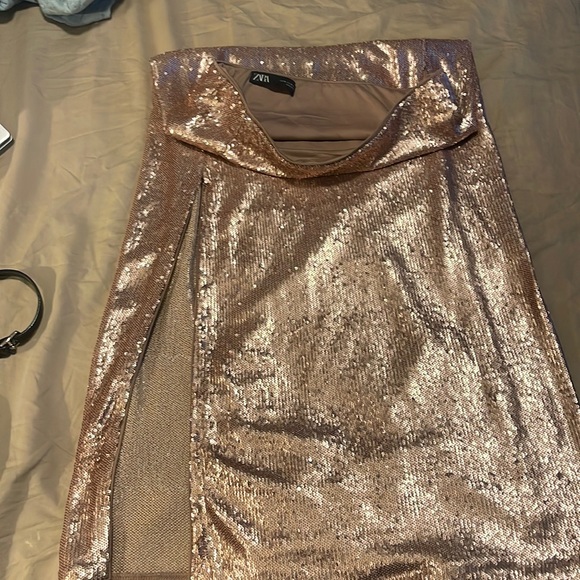 Zara rose gold sequin maxi skirt - Picture 2 of 3